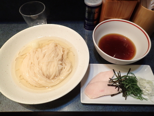 「「冷やしつけめん」850円」@とものもとの写真