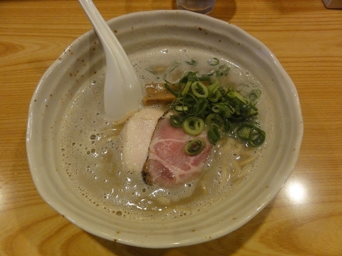 「とんこくラーメン」@中華居酒屋ちゃいなやの写真