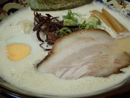 「どろラーメン（６８０円）＋トッピングプレミアム（１２０円）」@ぎょらん亭 本店の写真