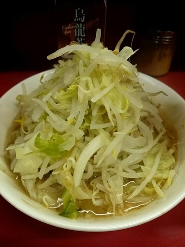 「少なめ(そのまま)」@ラーメン二郎 ひばりヶ丘駅前店の写真
