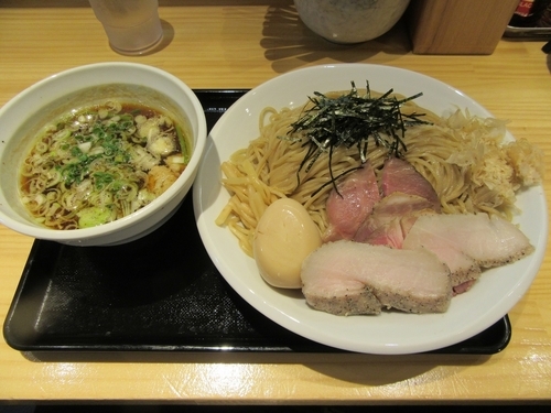 「特製つけ麺（９８０円）＋大盛１００円」@麺ゃこもんの写真