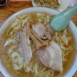 ラーメン 餃子3個 (ランチ) 750円