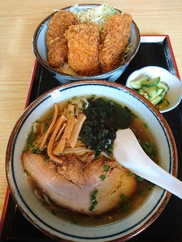「そーす丼 らー麺セット 1050円」@精養軒やまだの写真