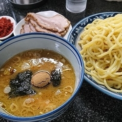チャーシューつけ麺（中盛+大盛）（エビ辛味・海苔）