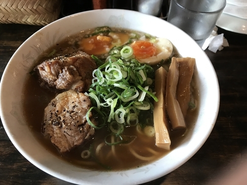 「厚切炙りチャーシュー麺 1030円」@麺屋 ジョニー 本店の写真