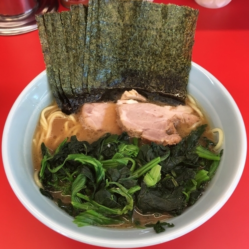 「ラーメン並(650円)のり増し5枚(50円)ほうれん草(100円」@ラーメン 成瀬家の写真