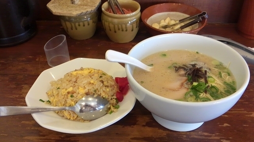 「白チャーハンランチ」@一風堂 太宰府インター店の写真