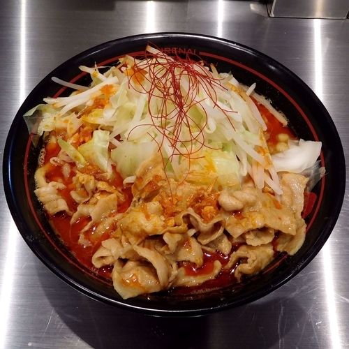 「紅らーめん（800円）」@麺創研 紅 府中の写真