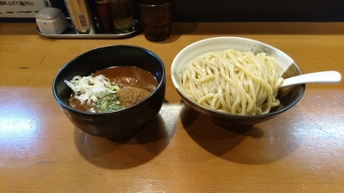 「濃厚つけ麺（大盛） 800円 + チャーマヨ飯 300円」@つけめん小半の写真