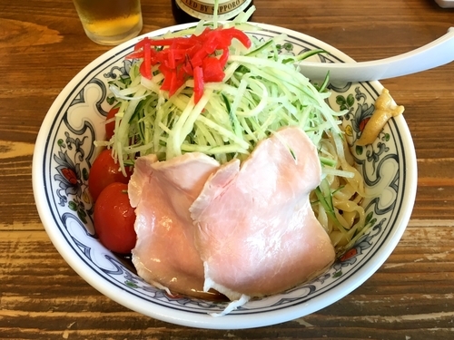 「サッポロラガービール（赤星）＋冷やし中華250g」@まるえ食堂の写真