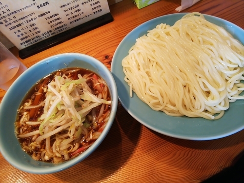 「つけそば・野菜入り、お酢無し」@つけそば屋 麺楽の写真
