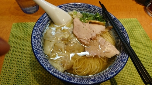 「塩煮干しわんたん中華そば950」@柴崎亭の写真