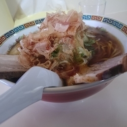 カツ節ラーメン 中　650円