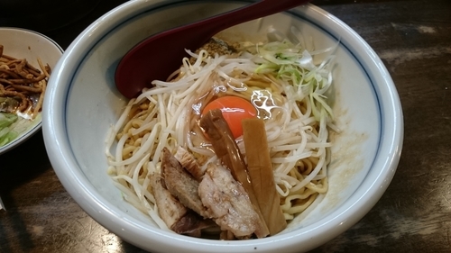 「まぜそば（生たまご入り）」@麺鮮醤油房 周月の写真