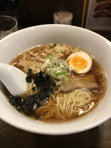 「煮干し中華そば」@濃厚担々麺・らーめんつけめん 仁の写真