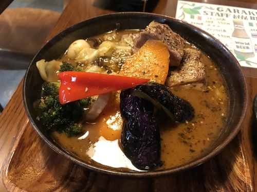 「豚角煮のせ」@スープカレーGARAKU 八王子店の写真