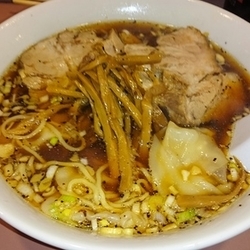 チャーシューワンタン麺