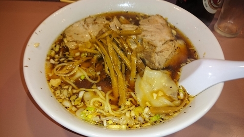 「チャーシューワンタン麺」@名物屋の写真