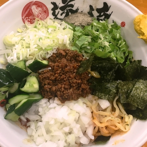 「【限定】冷し中華っぽい冷製台湾混ぜそば（大盛；追いご飯付）」@らーめん逆流の写真