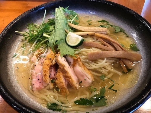 「阿波尾鶏とすだちの冷し」@醤油と貝と麺そして人と夢の写真