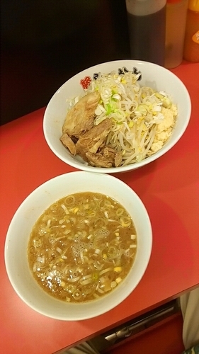 「つけ麵（脂少な目、にんにく・ねぎ）７８０円」@豚ラーメン 板橋駅前店の写真