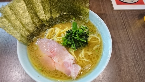 「ラーメン+のり(無料) ¥700」@介一家 山手店の写真