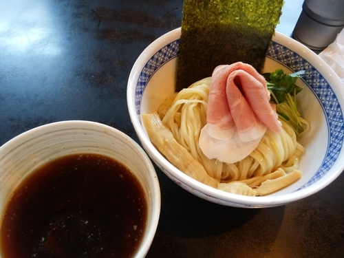 「気まぐれ限定：冷やしつけそば」@中華そば 四つ葉の写真