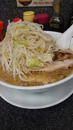 「ラーメン　700円　極太麺」@らうめん さぶ郎の写真