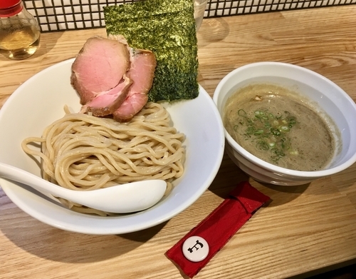 「煮干つけ麺＋貝油の和えそば」@らーめん 改の写真