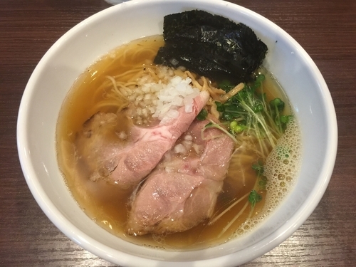 「淡麗煮干し  醤油そば」@自家製麺 まかないへきるの写真