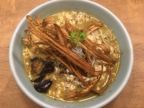 「ぶどう山椒の麻婆麺Sサイズ700円」@箸とレンゲの写真