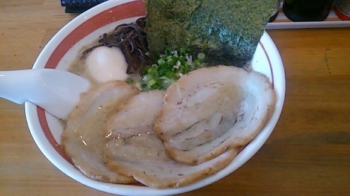 「豚骨ラーメン」@とんこつラーメン 光★MENJIの写真