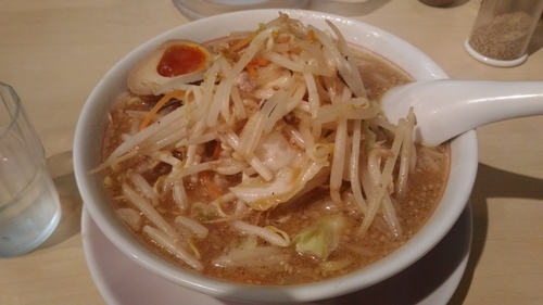 「味玉らーめん（赤味噌、780円）」@味噌らーめんの店 しなり丸の写真