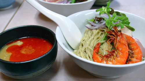 「冷たい旨辛海老つけそばソフトシュリンプ添え」@中華そば よしかわの写真