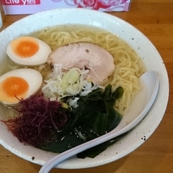 塩らーめん大盛り710円＋味玉子80円