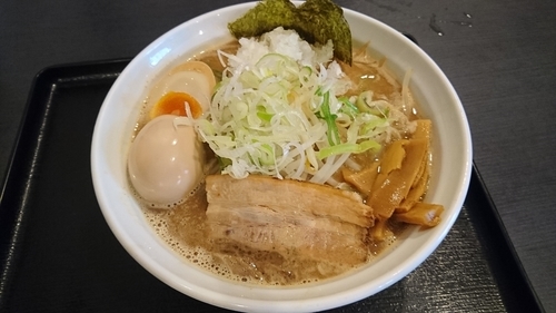 「中華そば(並)・・800円」@清勝丸 海老名店の写真