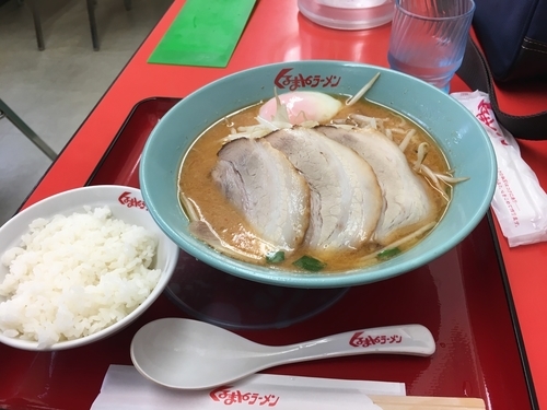 「味噌チャーシュー麺(3枚)¥790+温泉玉子¥110+サービス小」@くるまやラーメン 保谷新町店の写真
