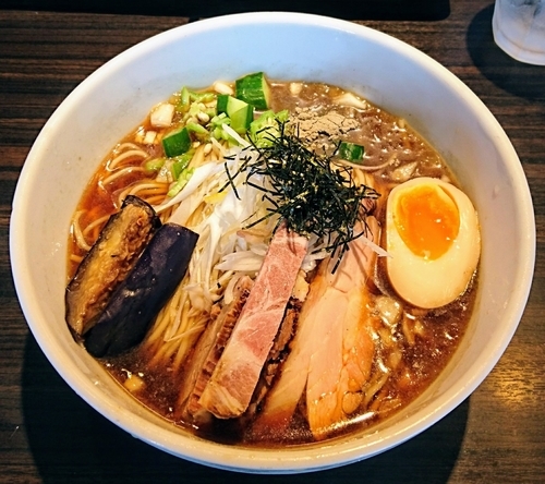 「冷やし煮干しそば＋中盛」@麺や 豊の写真