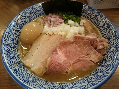 「味玉極上濃厚煮干しそば」@煮干しつけ麺 宮元の写真