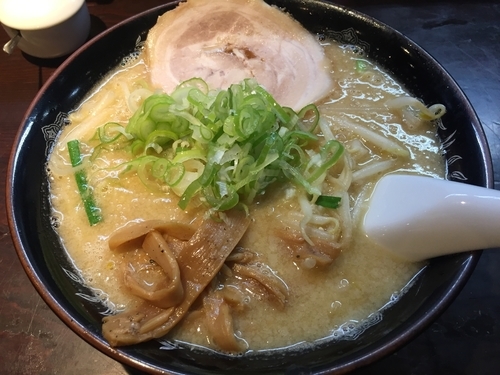 「みそラーメン（780円）」@旨みこってりらーめん 鐵 TETSU 蘇我本店の写真