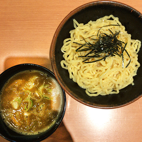 「つけ麺（にぼし濃いめ・太麺・普通盛）」@用賀らーめん たつみの写真