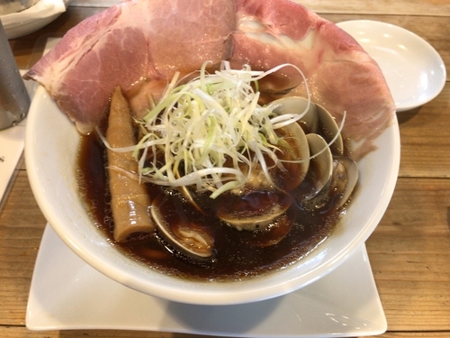 「はまぐりらーめん」@くそオヤジ最後のひとふりの写真