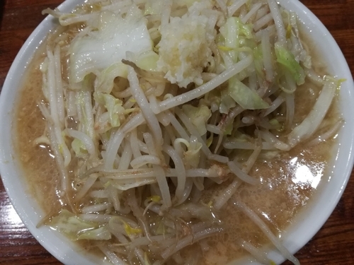 「醤油(太麺)(大盛)」@麺屋のスたの写真