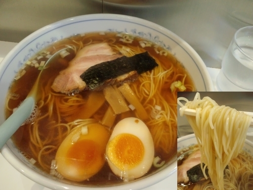 「醤油ラーメン650円+大盛50円+味玉100円」@唐桃軒の写真