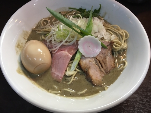 「味玉濃厚煮干しそば：880円」@中華そば いづるの写真