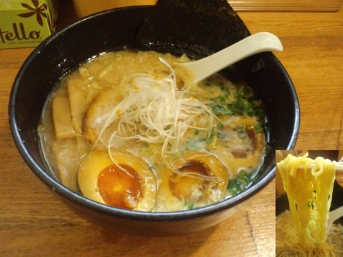 「しょうゆラーメン680円＋煮卵100円」@ラーメン専門店 しんたけの写真