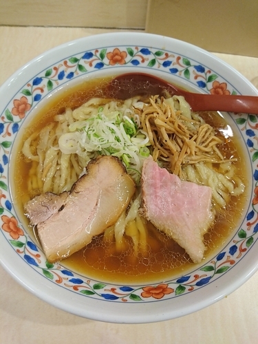 「喜多方らーめん(醤油・大盛) 820円」@食堂 七彩の写真