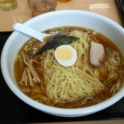 ラーメン　ふつう盛り