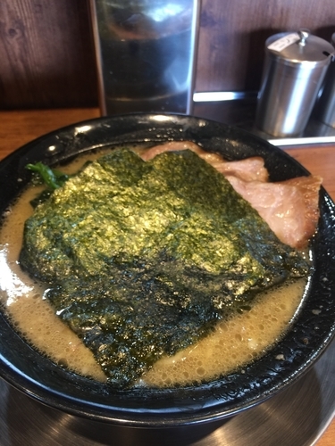 「チャーシュー麺並、硬め濃いめ」@らーめんアカテングの写真