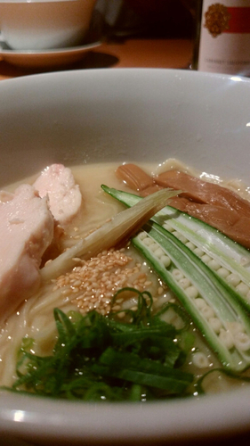 「サツマ地鶏と天草大王の濃厚白湯ラーメン980円」@食堂酒場 Graciaの写真